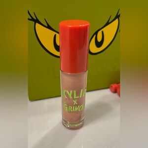 Kylie x The Grinch High Gloss “Sweet like Candy Cake” lip gloss